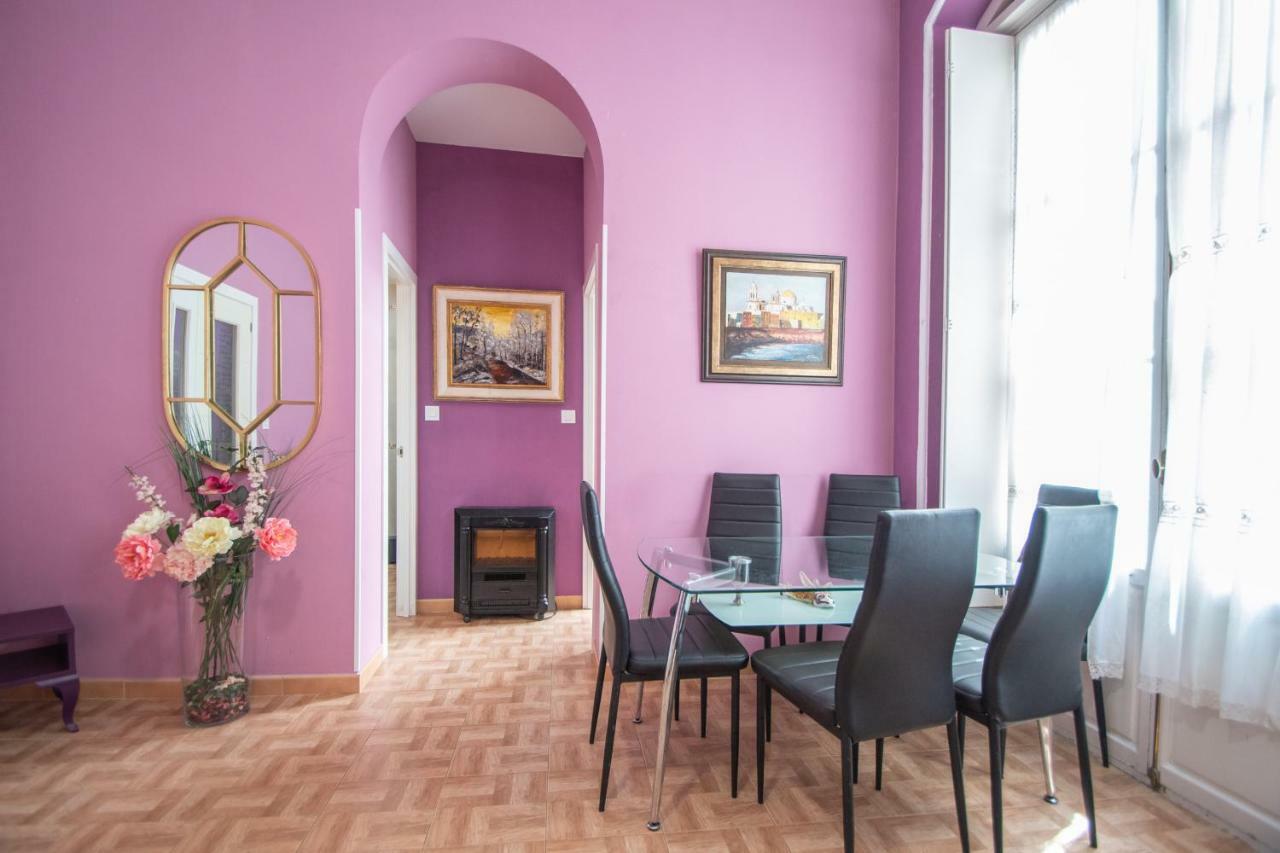 Apartamento Del Arqueologo De กาดิซ ภายนอก รูปภาพ
